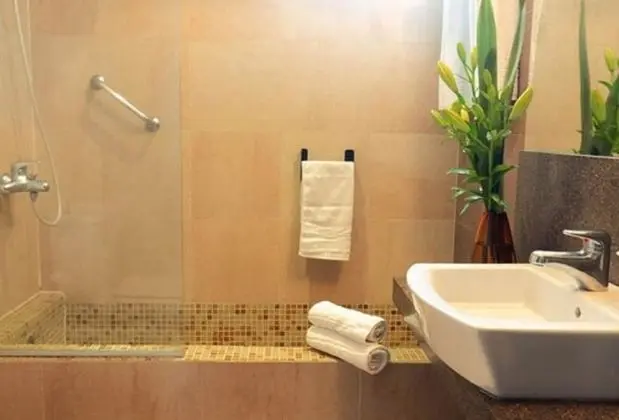 Design Apart Daire, 1 En Büyük (King) Boy Yatak