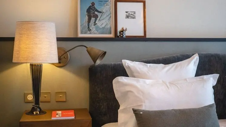 Superior Oda (Village View)