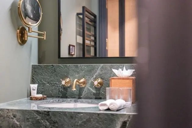 Superior Oda (Village View)