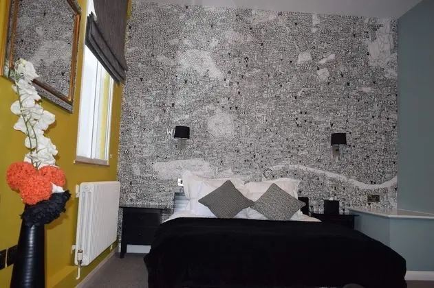 Deluxe Tek Büyük Yataklı Oda, Banyolu/Duşlu