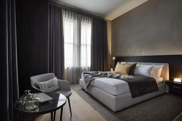 Superior Suites