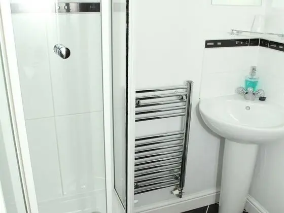 Standard Tek Büyük Yataklı Oda, Banyolu/Duşlu