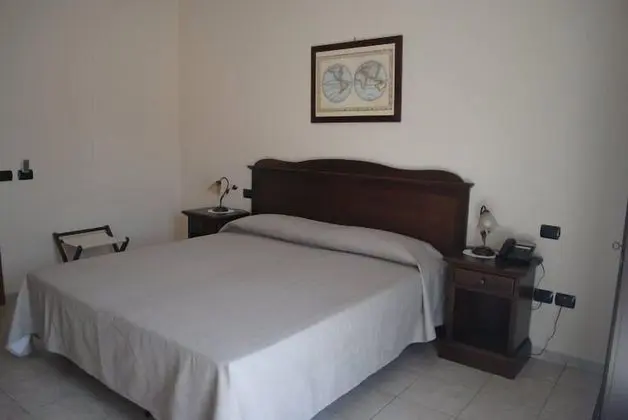 Standard Büyük Yataklı Tek Kişilik Oda