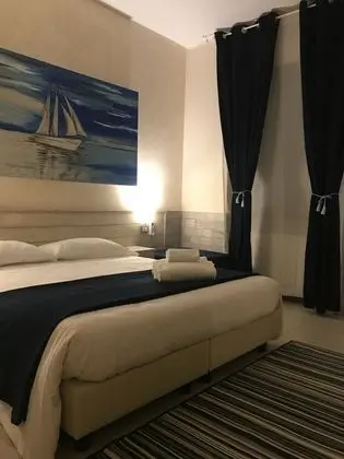 Üç Kişilik Oda