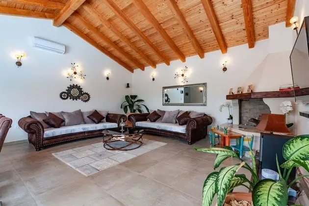 Villa, Kişiye Özel Havuzlu