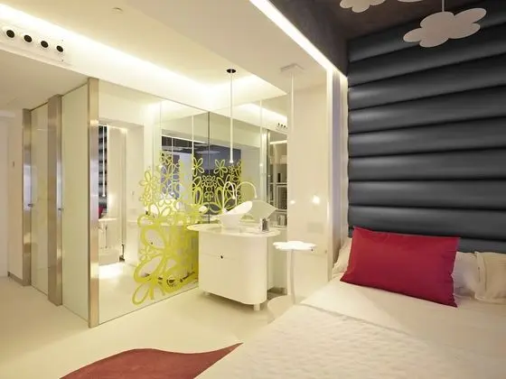 Tek Büyük Yataklı Oda, Balkon (Flower Boutique)