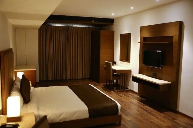 Deluxe Oda, Sigara İçilebilir, Şehir Manzaralı
