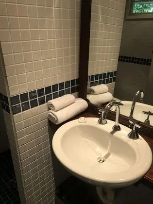Tek Büyük Yataklı Oda, Küçük Mutfak (Garden View Bure)