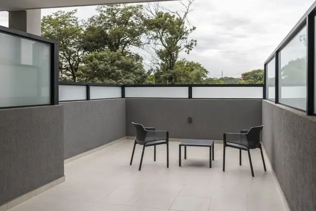 Deluxe Oda, 1 En Büyük (King) Boy Yatak, Balkon