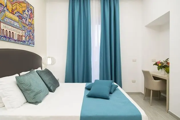 Comfort Tek Büyük Yataklı Oda