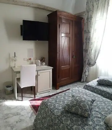 Tek Büyük veya İki Ayrı Yataklı Oda