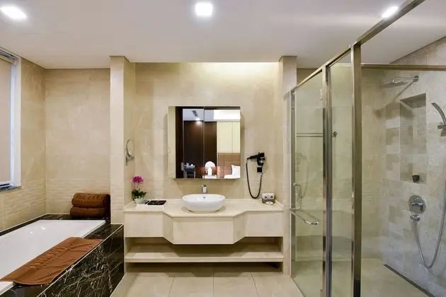 Luxury Villa, 5 Yatak Odası, Denize Bakan (Catalan)