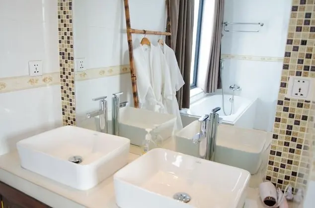 Deluxe Tek Büyük Yataklı Oda, 1 En Büyük (King) Boy Yatak, Balkon