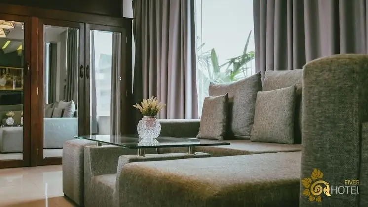 Family Süit, Birden Çok Yatak, Balkon, Havuz Manzaralı