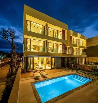 Luxury Villa, 4 Yatak Odası, Kişiye Özel Havuzlu, Bahçe Manzaralı