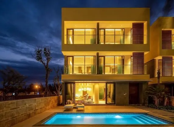 Luxury Villa, 4 Yatak Odası, Kişiye Özel Havuzlu, Bahçe Manzaralı