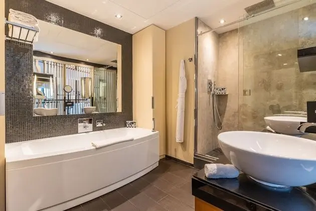 Five Style Suite