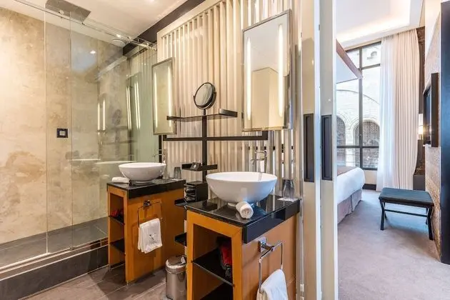 Five Style Suite
