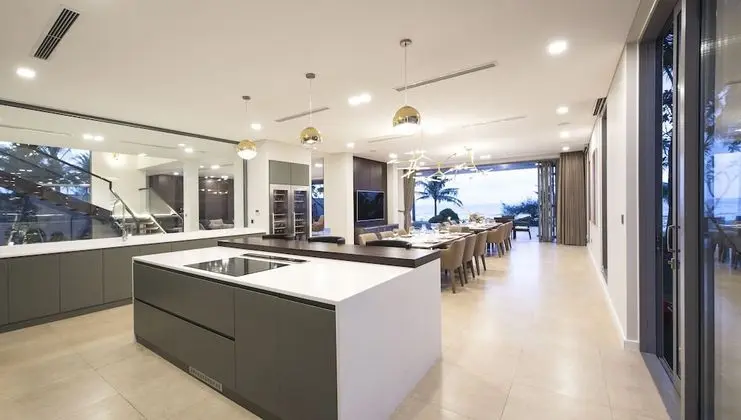 Luxury Villa, 6 Yatak Odası, Plaj Manzaralı, Denize Bakan