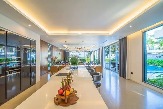 Luxury Villa, 6 Yatak Odası, Plaj Manzaralı, Denize Bakan