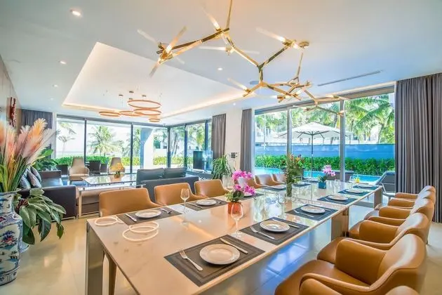 Luxury Villa, 6 Yatak Odası, Plaj Manzaralı, Denize Bakan