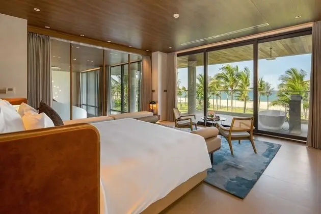 Luxury Villa, 6 Yatak Odası, Plaj Manzaralı, Denize Sıfır