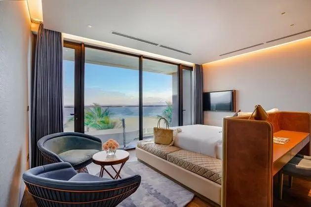 Luxury Villa, 6 Yatak Odası, Plaj Manzaralı, Denize Sıfır