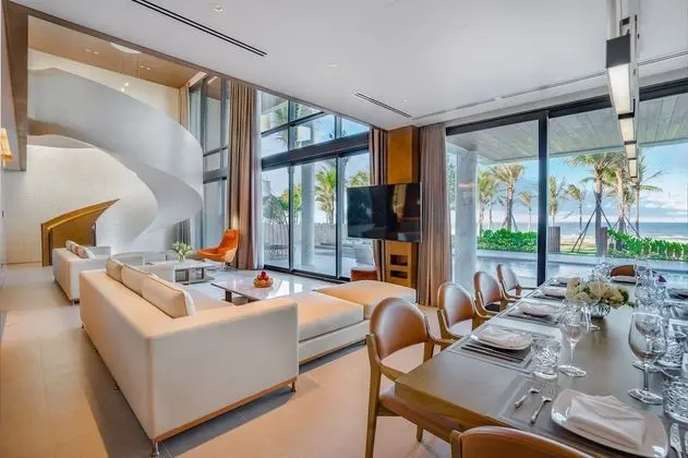 Luxury Villa, 6 Yatak Odası, Plaj Manzaralı, Denize Sıfır