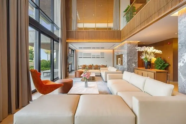 Luxury Villa, 6 Yatak Odası, Plaj Manzaralı, Denize Sıfır