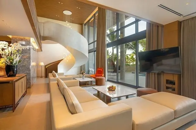 Luxury Villa, 6 Yatak Odası, Plaj Manzaralı, Denize Sıfır