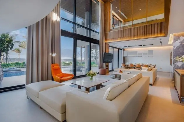 Luxury Villa, 6 Yatak Odası, Plaj Manzaralı, Denize Sıfır