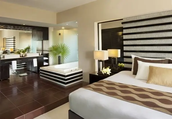 Oda, 1 En Büyük (King) Boy Yatak ve Çekyat, Bahçe Manzaralı (ONE BEDROOM RESORT RESIDENCE)