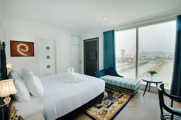 Deluxe Tek Büyük Yataklı Oda, Balkon