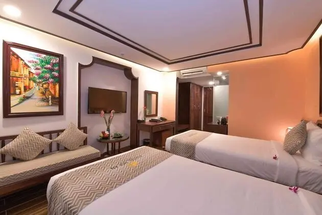 Deluxe Tek Büyük veya İki Ayrı Yataklı Oda, Balkon (Village View)