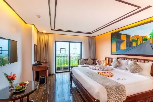 Deluxe Tek Büyük Yataklı Oda, Kısmi Deniz Manzarası