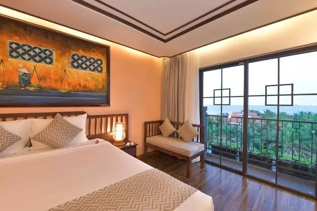 Deluxe Tek Büyük Yataklı Oda, Kısmi Deniz Manzarası