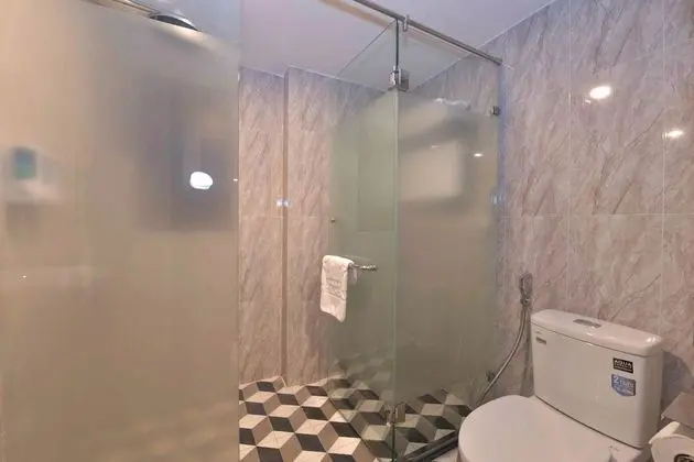 Deluxe Tek Büyük Yataklı Oda, Kısmi Deniz Manzarası