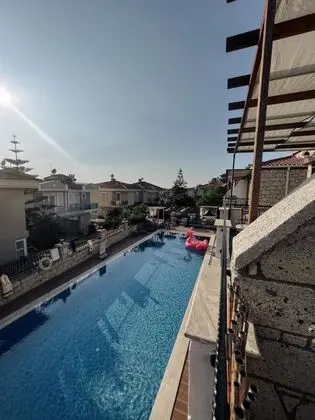 Executive Oda, Havuz Manzaralı, Balkonlu