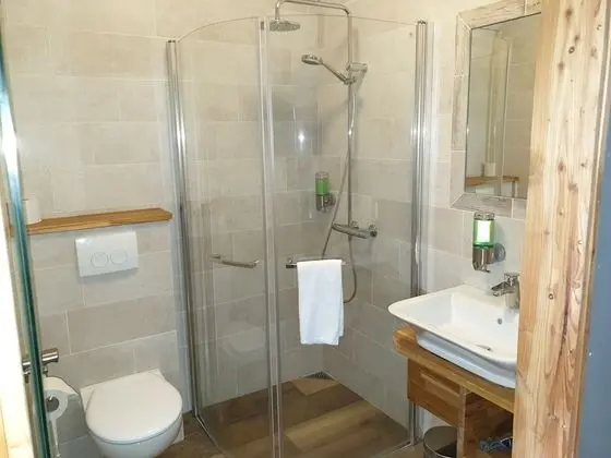 Standard Tek Büyük veya İki Ayrı Yataklı Oda