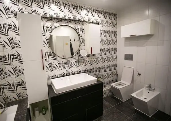 Economy Tek Büyük Yataklı Oda, Ortak Banyo