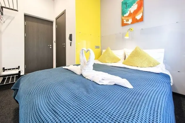 Standard Tek Büyük Yataklı Oda (Small)