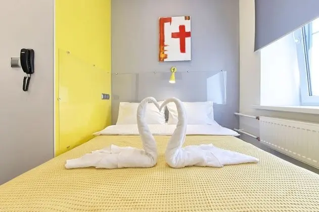 Standard Tek Büyük Yataklı Oda (Small)