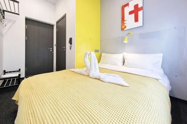 Standard Tek Büyük Yataklı Oda (Small)