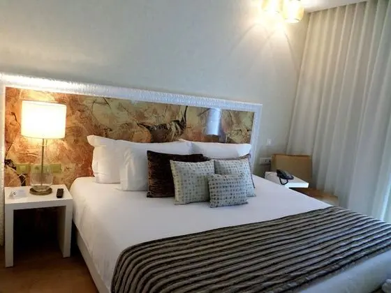 Family Tek Büyük Yataklı Oda