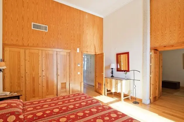 Superior Tek Büyük veya İki Ayrı Yataklı Oda (with extra bed 2 Adults + 1 Child)