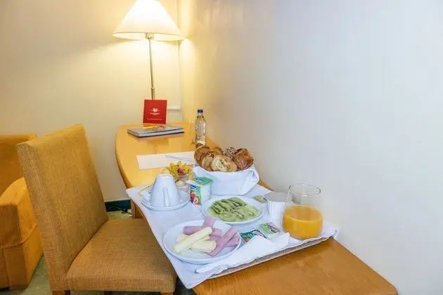 Standard Tek Büyük Yataklı Oda