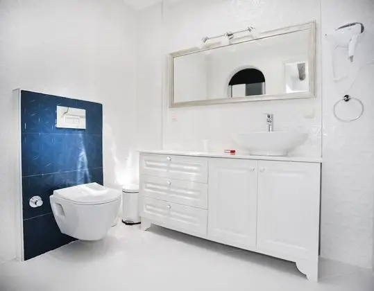 Suite, Sea View