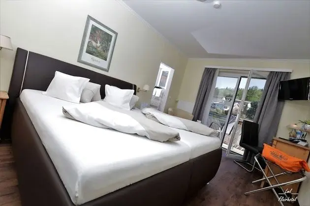 Tek Büyük Yataklı Oda, Bahçe Manzaralı