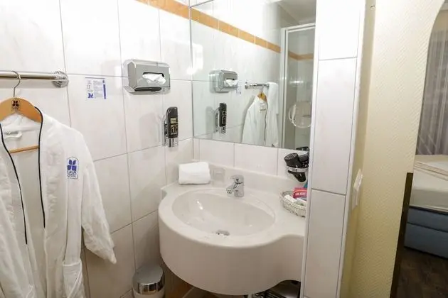 Tek Kişilik Oda, Bahçe Manzaralı