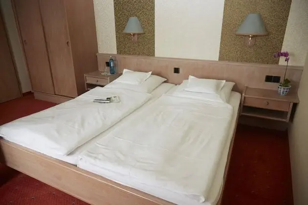 Comfort Tek Büyük Yataklı Oda